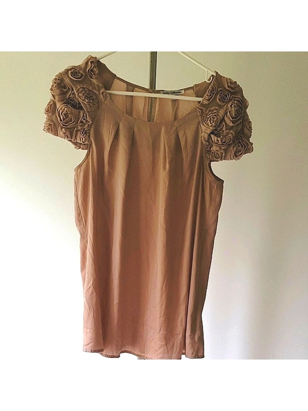 Dalia Collection Women's Short Sleeve Floral Top Size M